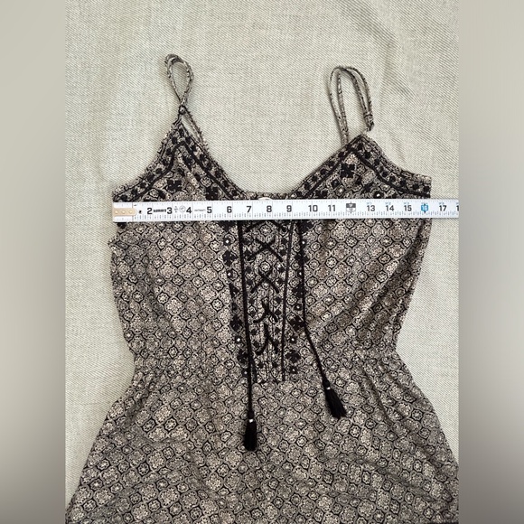 American Eagle Fringe Black White Embroidered Boho Romper Sz M Spaghetti Strap - Picture 8 of 12